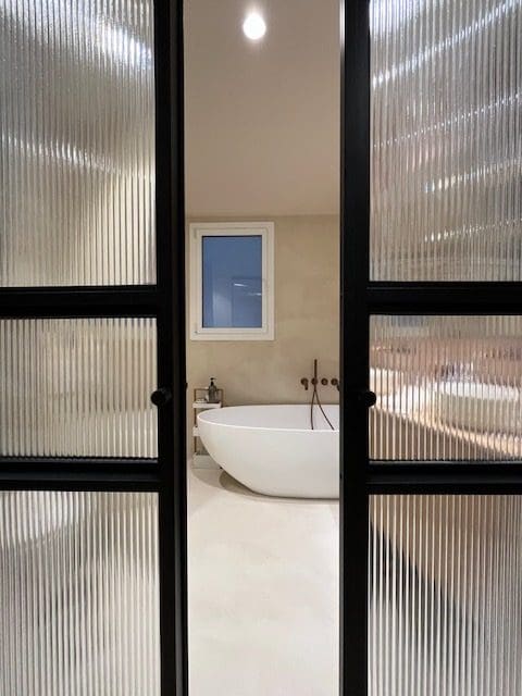 e69ffebc 031e 4c92 bd17 d8d1e94110a3 rotated